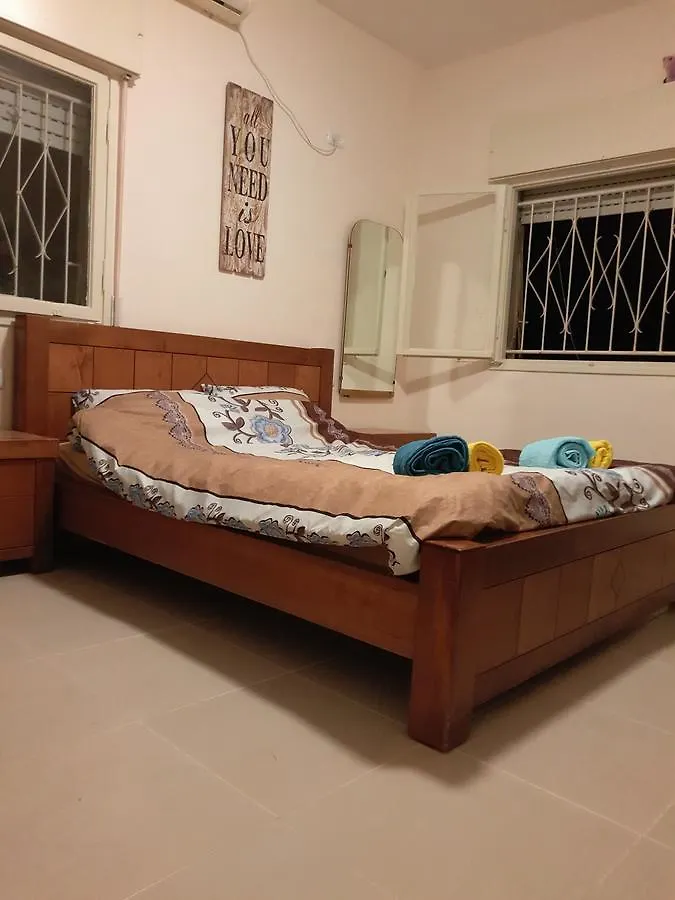 3 Stairs Only To Cozy Flat On Hillel St Apartman Haifa Izrael